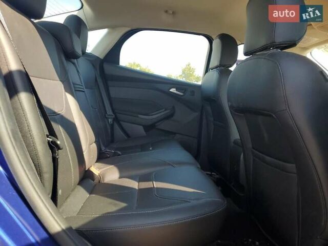 Синій Форд Фокус, об'ємом двигуна 2 л та пробігом 38 тис. км за 600 $, фото 9 на Automoto.ua