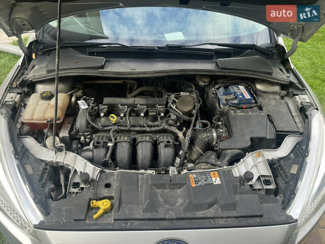 Синій Форд Фокус, об'ємом двигуна 2 л та пробігом 298 тис. км за 6500 $, фото 13 на Automoto.ua