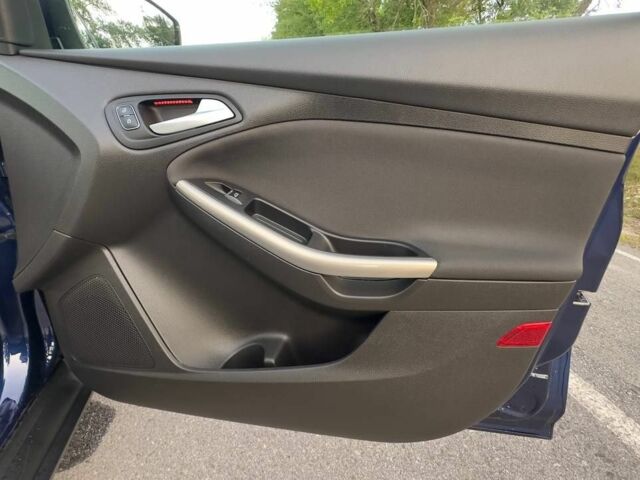 Синий Форд Фокус, объемом двигателя 2 л и пробегом 44 тыс. км за 10500 $, фото 16 на Automoto.ua