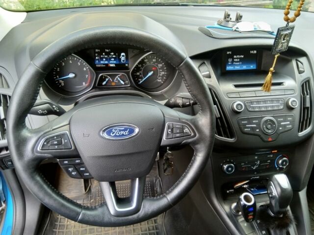 Форд Фокус 2016 в Белой Церкве на Automoto.ua Синий Форд Фокус, объемом двигателя 2 л и пробегом 155 тыс. км за 8600 $, фото 5 на Automoto.ua