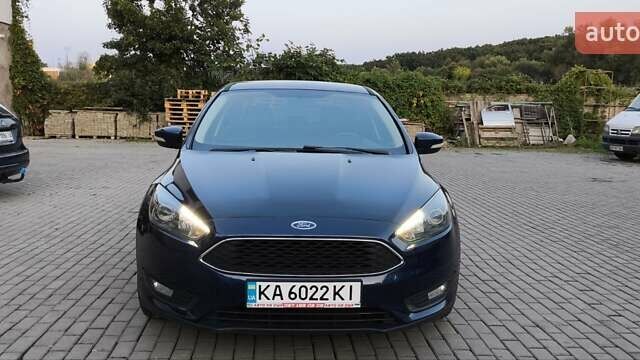 Синий Форд Фокус, объемом двигателя 2 л и пробегом 175 тыс. км за 7700 $, фото 4 на Automoto.ua