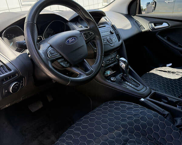 Синій Форд Фокус, об'ємом двигуна 2 л та пробігом 87 тис. км за 8800 $, фото 12 на Automoto.ua