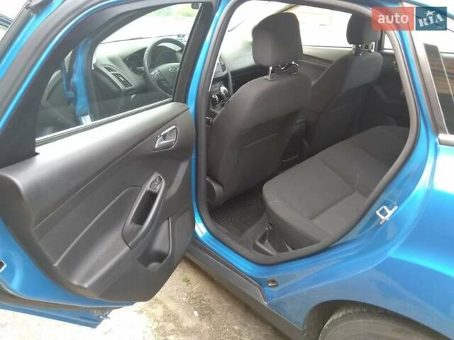 Синій Форд Фокус, об'ємом двигуна 2 л та пробігом 153 тис. км за 8900 $, фото 11 на Automoto.ua