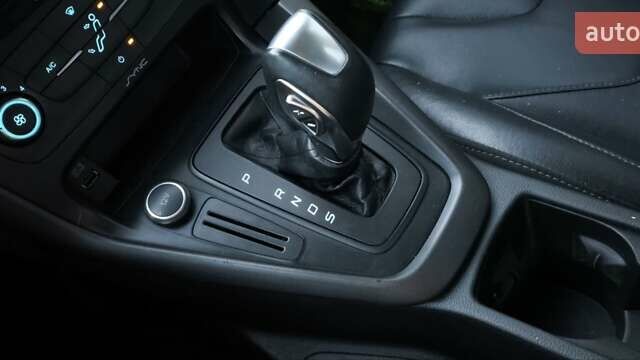 Синий Форд Фокус, объемом двигателя 2 л и пробегом 175 тыс. км за 7700 $, фото 13 на Automoto.ua