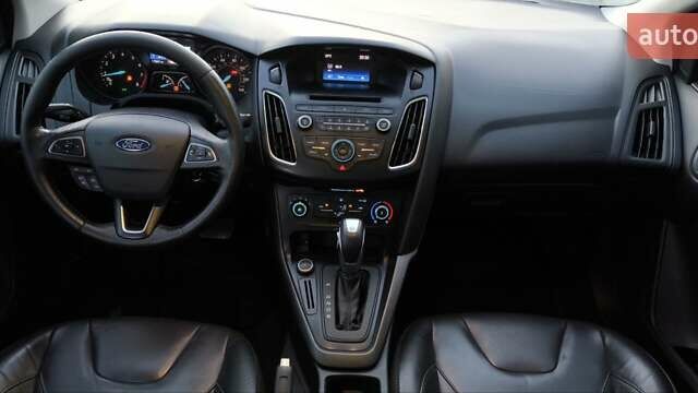 Синий Форд Фокус, объемом двигателя 2 л и пробегом 175 тыс. км за 7700 $, фото 9 на Automoto.ua