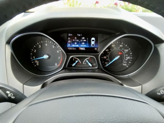 Форд Фокус 2016 в Белой Церкве на Automoto.ua Синий Форд Фокус, объемом двигателя 2 л и пробегом 155 тыс. км за 8600 $, фото 6 на Automoto.ua