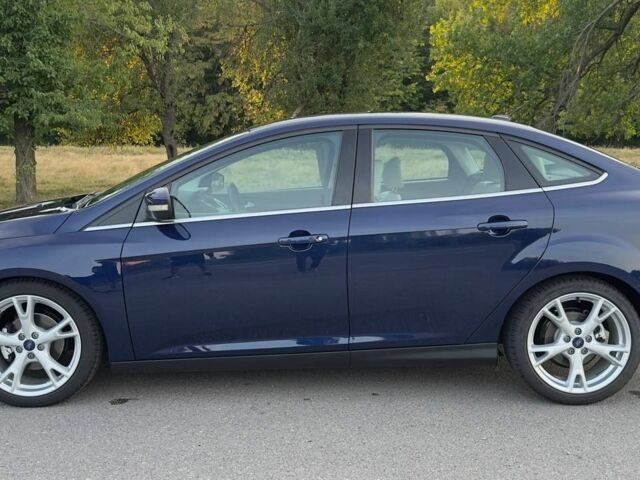 Синий Форд Фокус, объемом двигателя 2 л и пробегом 44 тыс. км за 10500 $, фото 2 на Automoto.ua