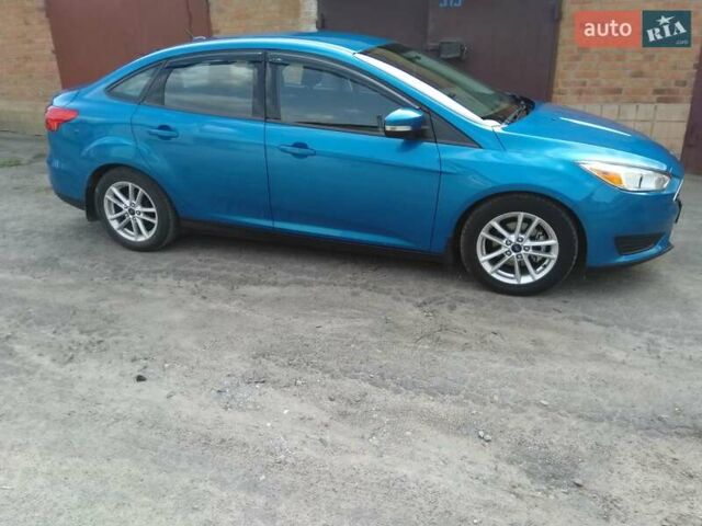 Синій Форд Фокус, об'ємом двигуна 2 л та пробігом 153 тис. км за 8900 $, фото 1 на Automoto.ua