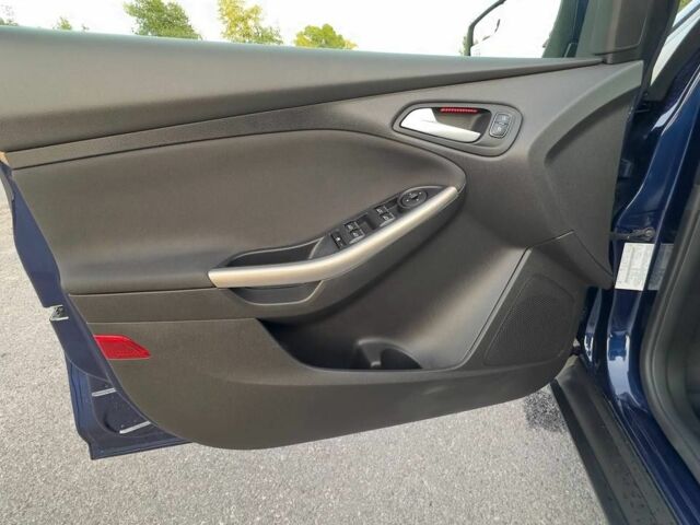 Синий Форд Фокус, объемом двигателя 2 л и пробегом 44 тыс. км за 10500 $, фото 14 на Automoto.ua