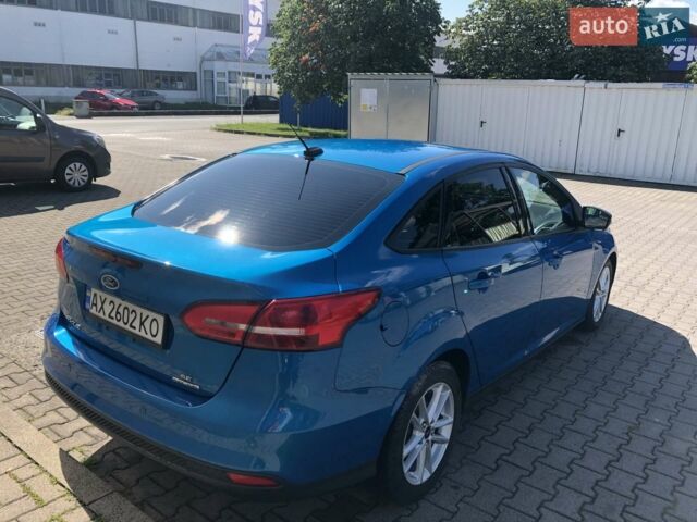 Синий Форд Фокус, объемом двигателя 2 л и пробегом 122 тыс. км за 10500 $, фото 4 на Automoto.ua