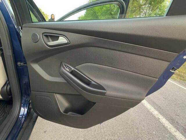 Синий Форд Фокус, объемом двигателя 2 л и пробегом 44 тыс. км за 10500 $, фото 17 на Automoto.ua