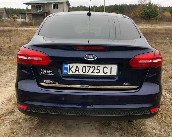 Синій Форд Фокус, об'ємом двигуна 2 л та пробігом 148 тис. км за 9800 $, фото 2 на Automoto.ua