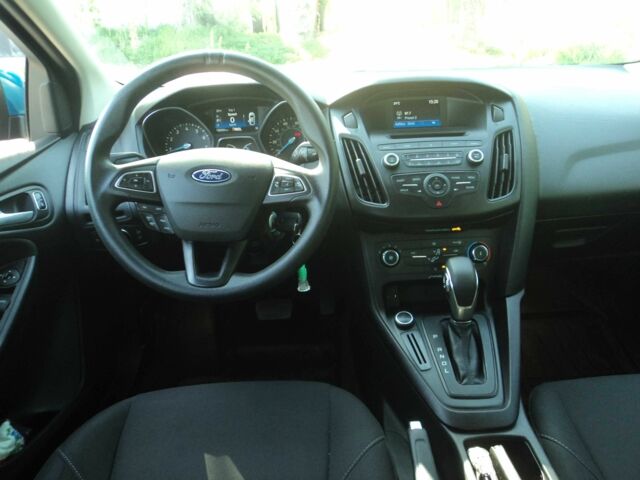 Синий Форд Фокус, объемом двигателя 2 л и пробегом 138 тыс. км за 8000 $, фото 13 на Automoto.ua