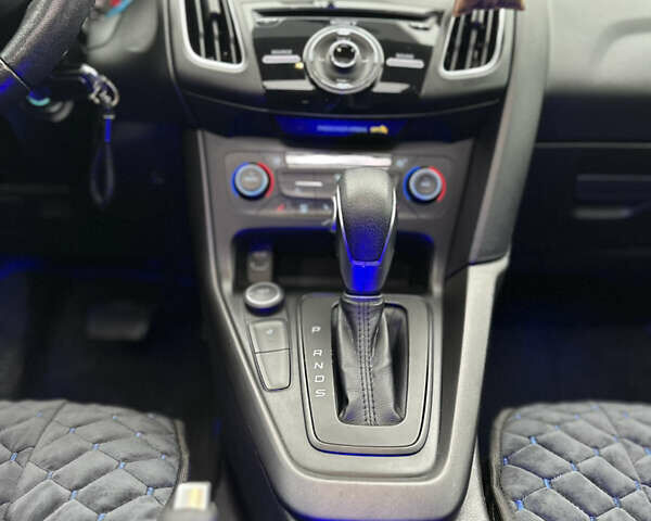 Синий Форд Фокус, объемом двигателя 2 л и пробегом 68 тыс. км за 11900 $, фото 15 на Automoto.ua