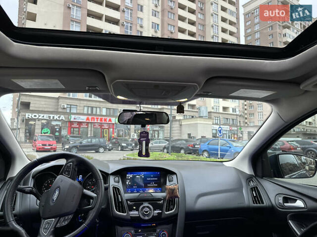 Синий Форд Фокус, объемом двигателя 2 л и пробегом 68 тыс. км за 11900 $, фото 14 на Automoto.ua
