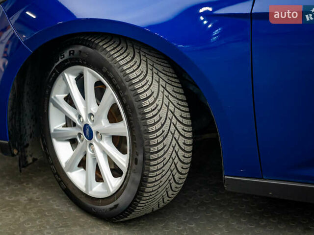 Синий Форд Фокус, объемом двигателя 1.5 л и пробегом 112 тыс. км за 10283 $, фото 7 на Automoto.ua