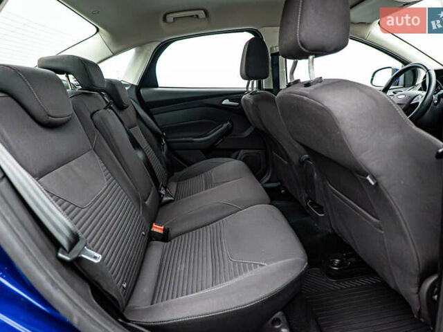 Синий Форд Фокус, объемом двигателя 1.5 л и пробегом 112 тыс. км за 10283 $, фото 16 на Automoto.ua