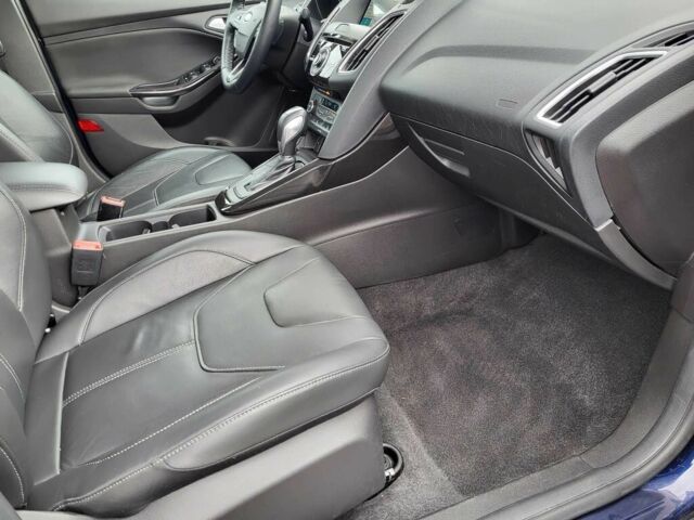 Синий Форд Фокус, объемом двигателя 2 л и пробегом 67 тыс. км за 1800 $, фото 8 на Automoto.ua