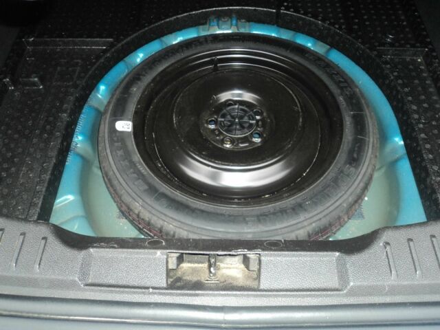 Синий Форд Фокус, объемом двигателя 2 л и пробегом 138 тыс. км за 8000 $, фото 23 на Automoto.ua