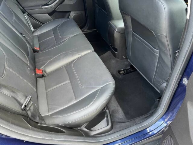 Синій Форд Фокус, об'ємом двигуна 2 л та пробігом 118 тис. км за 7200 $, фото 8 на Automoto.ua