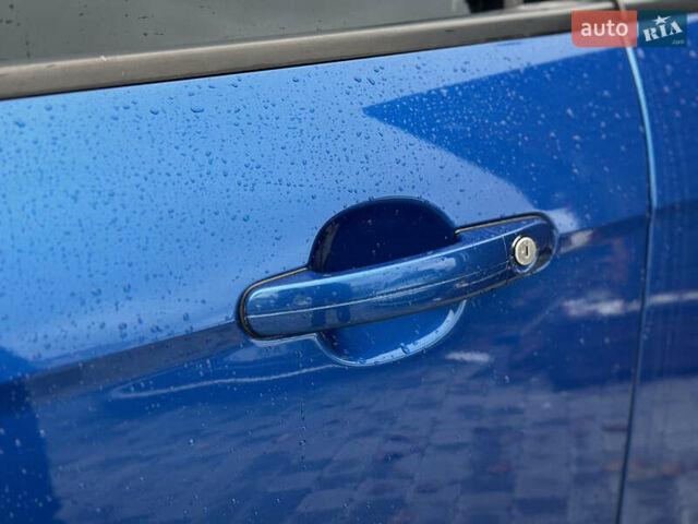 Синий Форд Фокус, объемом двигателя 2 л и пробегом 107 тыс. км за 10000 $, фото 16 на Automoto.ua