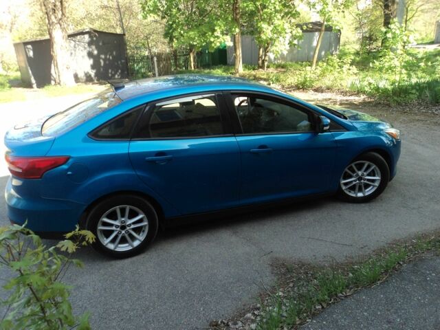 Синий Форд Фокус, объемом двигателя 2 л и пробегом 138 тыс. км за 8000 $, фото 4 на Automoto.ua