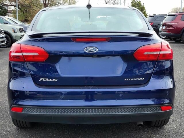 Синий Форд Фокус, объемом двигателя 2 л и пробегом 67 тыс. км за 1800 $, фото 4 на Automoto.ua