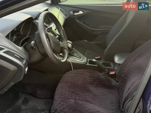 Синій Форд Фокус, об'ємом двигуна 2 л та пробігом 111 тис. км за 9000 $, фото 78 на Automoto.ua