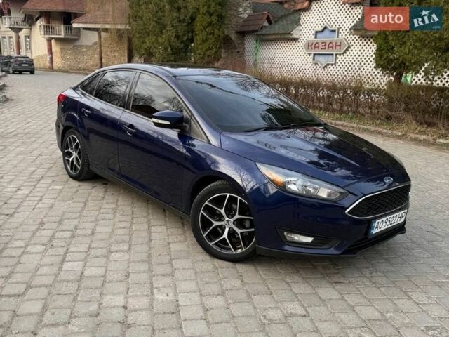 Синій Форд Фокус, об'ємом двигуна 2 л та пробігом 111 тис. км за 9000 $, фото 102 на Automoto.ua