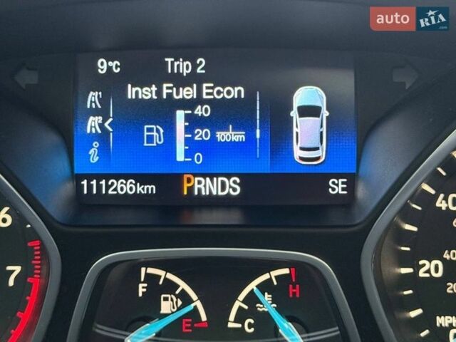 Синій Форд Фокус, об'ємом двигуна 2 л та пробігом 111 тис. км за 9000 $, фото 45 на Automoto.ua