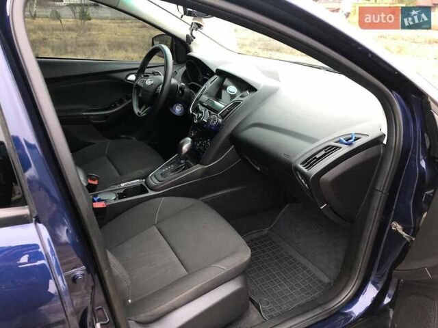 Синій Форд Фокус, об'ємом двигуна 2 л та пробігом 148 тис. км за 9800 $, фото 8 на Automoto.ua