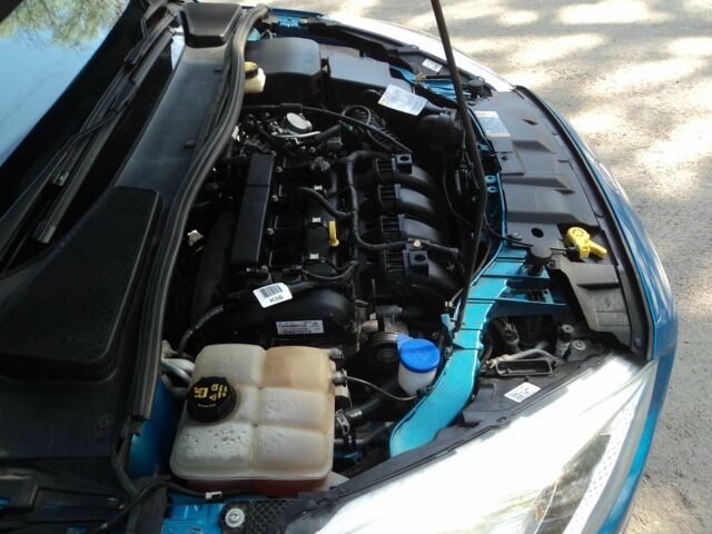 Синий Форд Фокус, объемом двигателя 2 л и пробегом 138 тыс. км за 8000 $, фото 19 на Automoto.ua