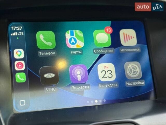 Синій Форд Фокус, об'ємом двигуна 2 л та пробігом 111 тис. км за 9000 $, фото 44 на Automoto.ua