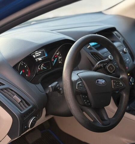 Синій Форд Фокус, об'ємом двигуна 2 л та пробігом 202 тис. км за 8400 $, фото 8 на Automoto.ua