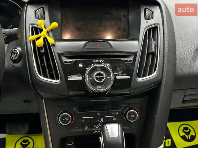 Синий Форд Фокус, объемом двигателя 2 л и пробегом 29 тыс. км за 11800 $, фото 10 на Automoto.ua