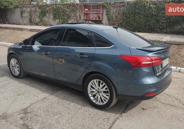 Форд Фокус 2018 в Николаеве на Automoto.ua Синий Форд Фокус, объемом двигателя 2 л и пробегом 136 тыс. км за 12000 $, фото 2 на Automoto.ua