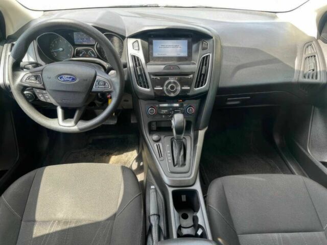 Синій Форд Фокус, об'ємом двигуна 2 л та пробігом 48 тис. км за 5400 $, фото 7 на Automoto.ua