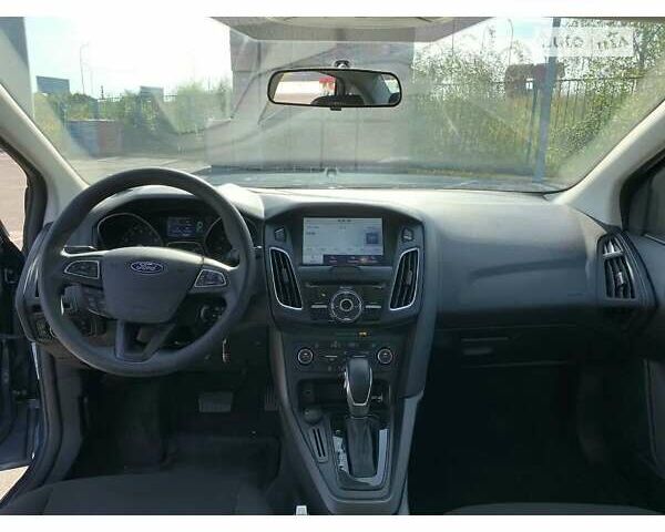 Синій Форд Фокус, об'ємом двигуна 2 л та пробігом 163 тис. км за 8500 $, фото 5 на Automoto.ua