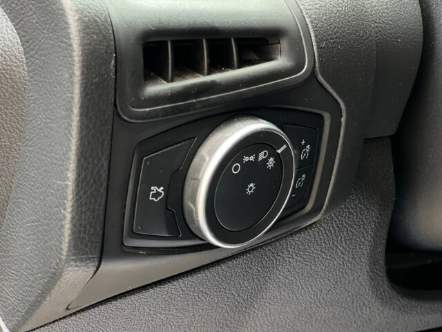 Синий Форд Фокус, объемом двигателя 1 л и пробегом 71 тыс. км за 8990 $, фото 10 на Automoto.ua