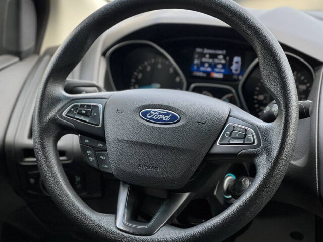 Синий Форд Фокус, объемом двигателя 1 л и пробегом 71 тыс. км за 8990 $, фото 12 на Automoto.ua