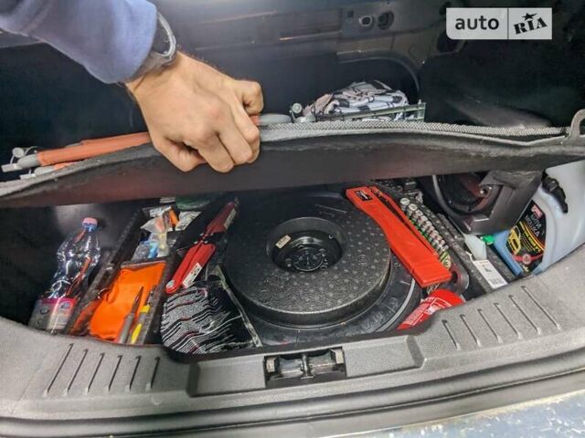 Форд Фокус 2018 в Львове на Automoto.ua Синий Форд Фокус, объемом двигателя 2 л и пробегом 133 тыс. км за 11500 $, фото 5 на Automoto.ua