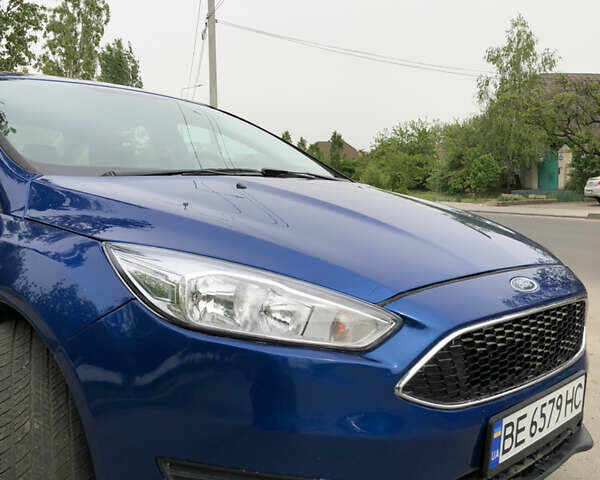 Синій Форд Фокус, об'ємом двигуна 2 л та пробігом 103 тис. км за 9599 $, фото 3 на Automoto.ua