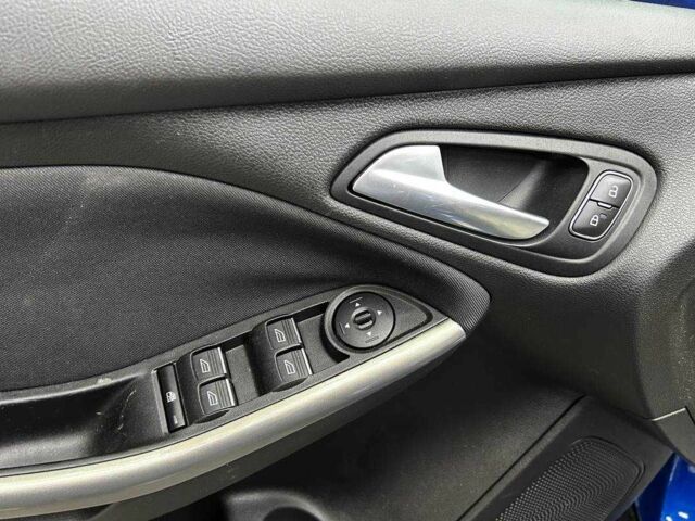 Синий Форд Фокус, объемом двигателя 2 л и пробегом 29 тыс. км за 11800 $, фото 15 на Automoto.ua