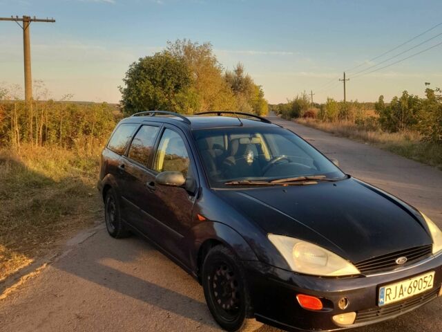 Синий Форд Фокус, объемом двигателя 1.6 л и пробегом 389 тыс. км за 999 $, фото 1 на Automoto.ua