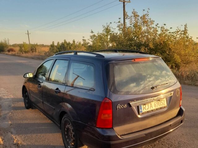 Синий Форд Фокус, объемом двигателя 1.6 л и пробегом 389 тыс. км за 999 $, фото 3 на Automoto.ua