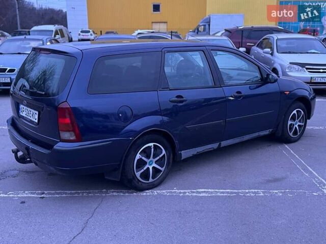 Синий Форд Фокус, объемом двигателя 1.8 л и пробегом 250 тыс. км за 2500 $, фото 5 на Automoto.ua