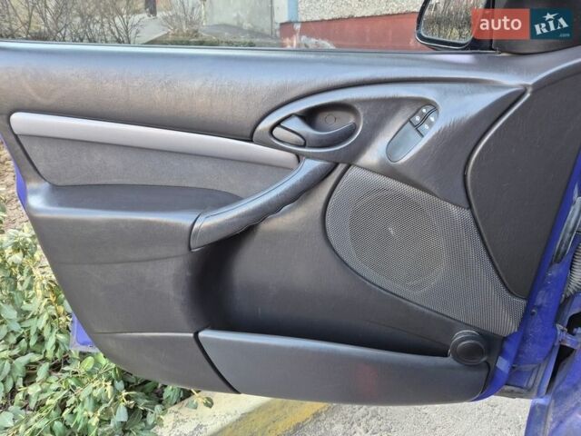 Синий Форд Фокус, объемом двигателя 1.8 л и пробегом 392 тыс. км за 2500 $, фото 24 на Automoto.ua