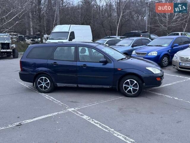 Синий Форд Фокус, объемом двигателя 1.8 л и пробегом 250 тыс. км за 2500 $, фото 3 на Automoto.ua