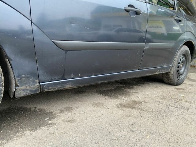 Синий Форд Фокус, объемом двигателя 1.6 л и пробегом 414 тыс. км за 2500 $, фото 13 на Automoto.ua