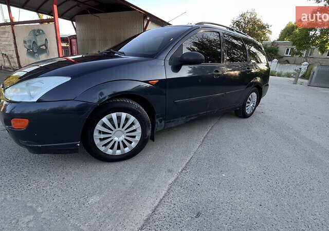 Синій Форд Фокус, об'ємом двигуна 0 л та пробігом 300 тис. км за 2000 $, фото 1 на Automoto.ua